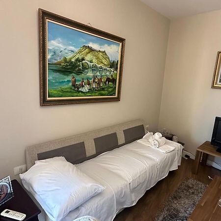 Kk Apartment Air Albania-Centrally Located ティラナ エクステリア 写真